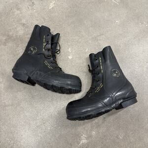 VINTAGE 1984 MILITARY BATA BUNNY MICKEY MOUSE EXTREME COLD BOOTS SIZE 10R BLACK
